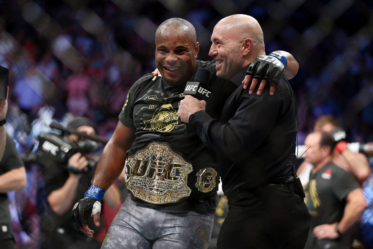Joe Rogan: Deontay Wilder Is Most Impressive KO Artist in History