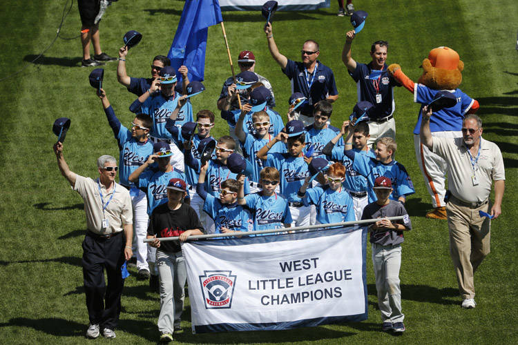 The Mountain Ridge Little League baseball team from Las Vegas participates in the opening cerem ...