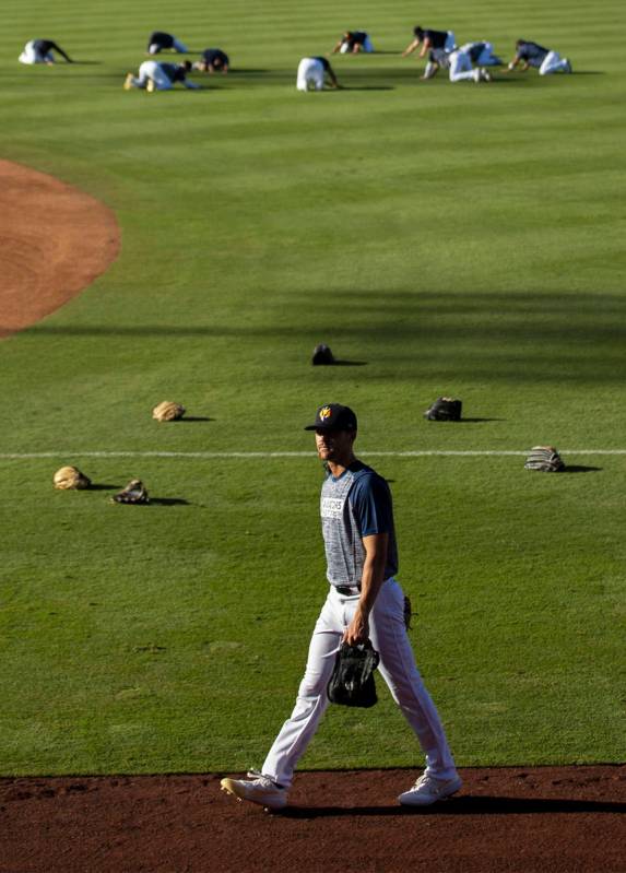 Aviators players warm up before the start of practice at Las Vegas Ballpark on Tuesday, May 4, ...