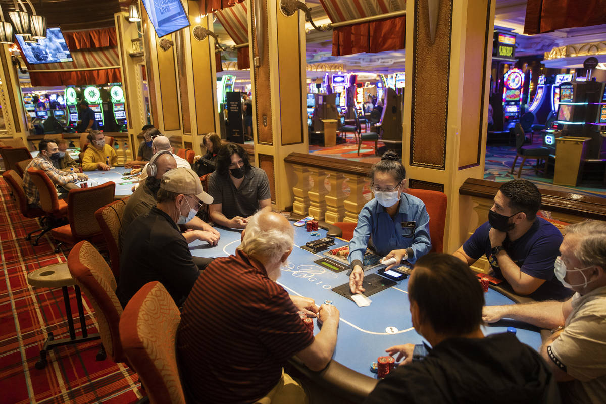 Las Vegas poker rooms removing plexiglass dividers Poker Sports