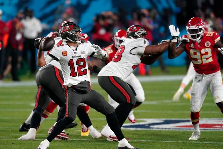 Tampa Bay Buccaneers quarterback Tom Brady (12) passes during the first half of the NFL Super B ...