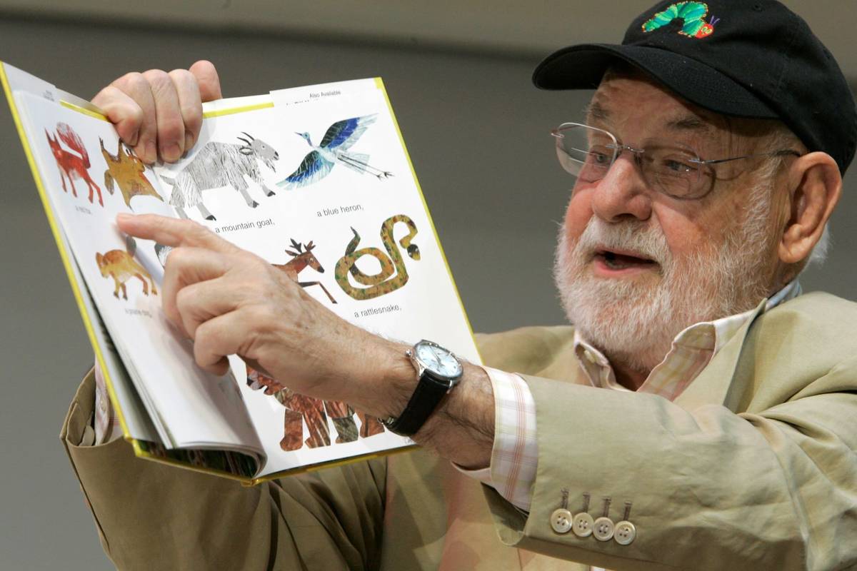Illustrator Eric Carle reads from "Baby Bear, Baby Bear, What Do You See?" on Oct. 1, 2007 in N ...