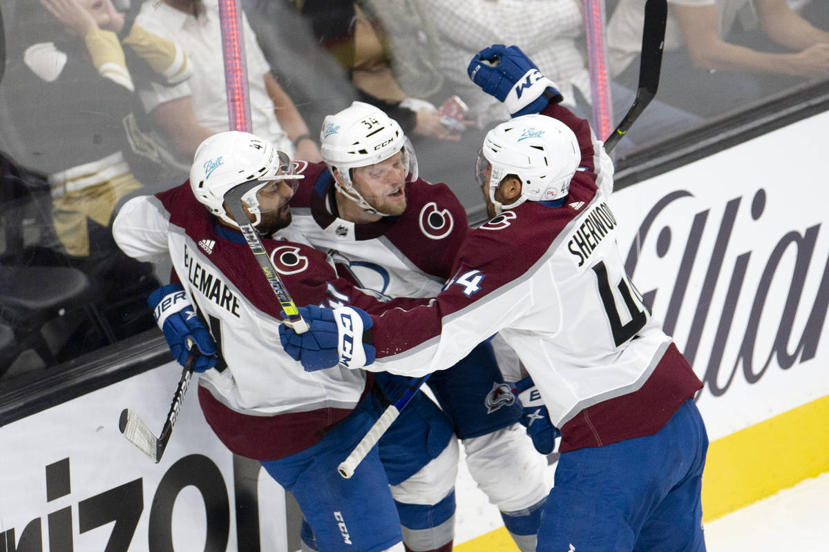 Avalanche center Pierre-Edouard Bellemare (41), Avalanche center Carl Soderberg (34) and Avalan ...