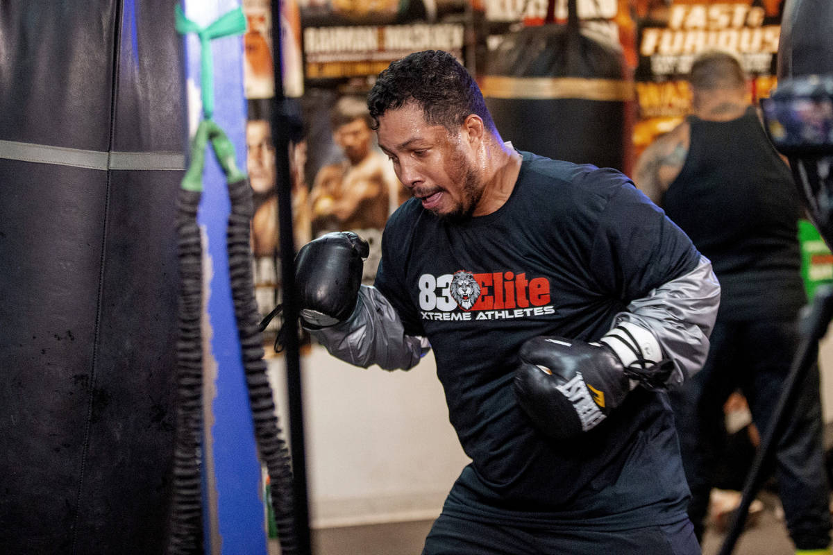 Hector Camacho, Jr. prepares for his exhibition bout against Julio César Chávez, not ...