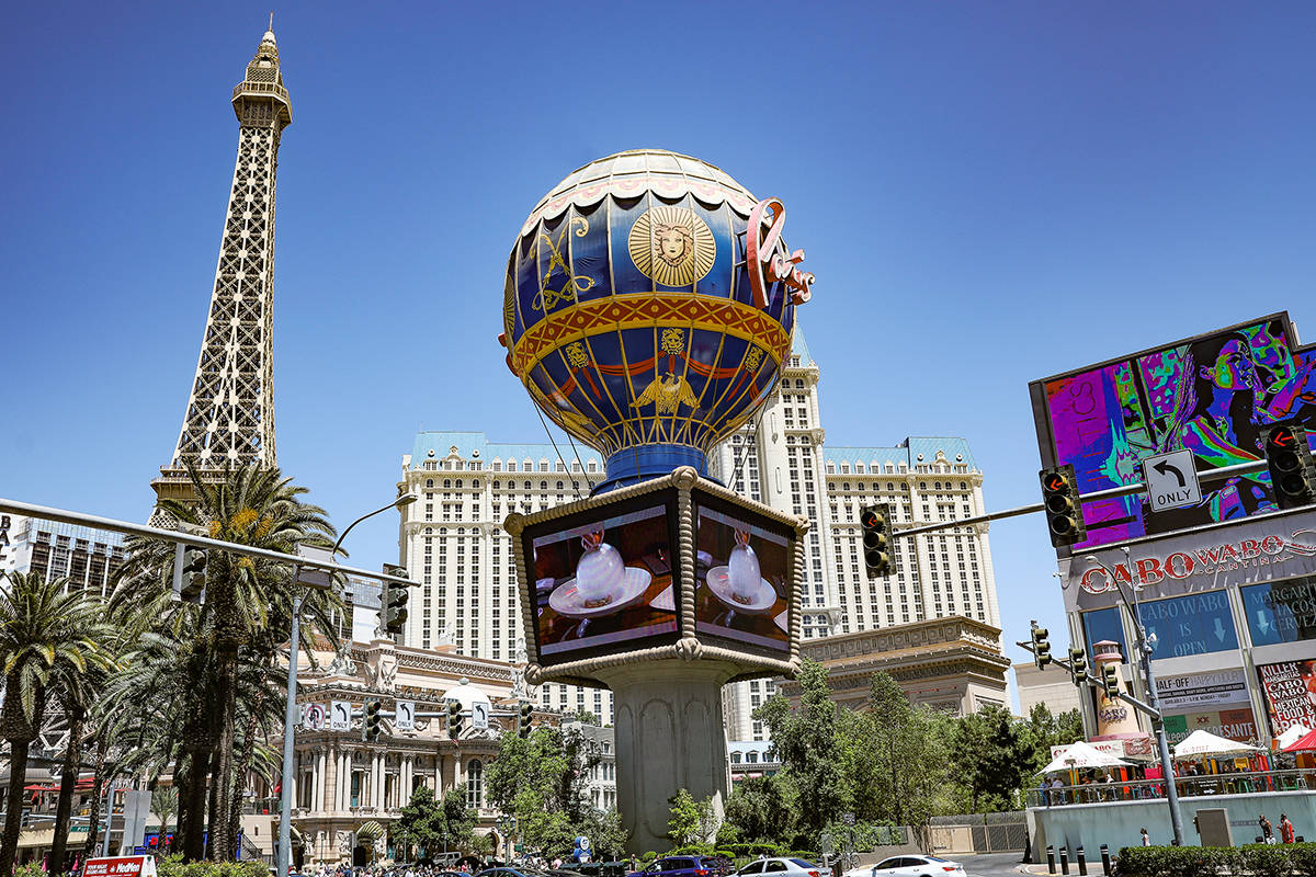 Paris Las Vegas Resort & Casino in Las Vegas  Cheap Hotel Deals & Rates on