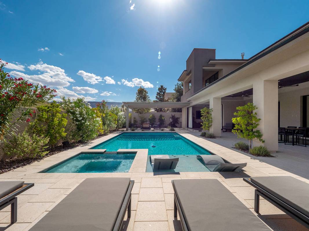 The pool area at a home owned by rocker Carlos Santana and for sale in The Ridges. (LVREAL)