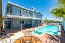 The patio area and pool of 1632 Bonita Ave. (Jason Almeida)