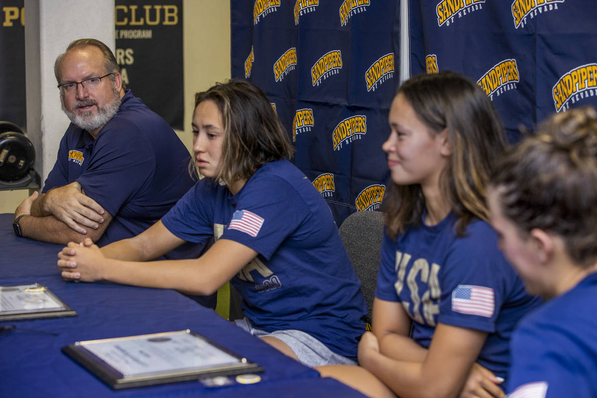 (From left) Sandpipers of Nevada coach Ron Aitken shares a training regime during a press confe ...