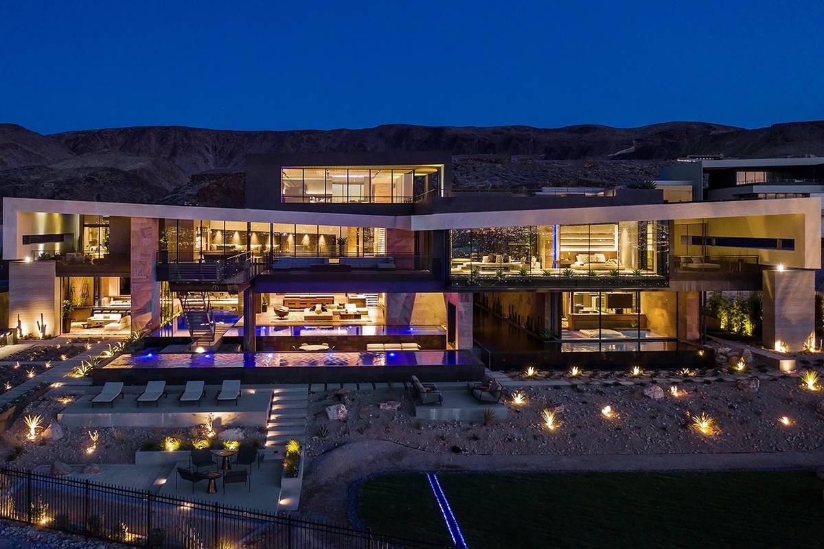Elevator Barry Fabrikant LoanDepot founder buys most expensive home ever sold in Southern Nevada |  Housing | Business
