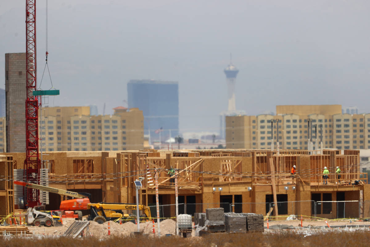 The Ariva apartment complex under construction near Erie Avenue and Las Vegas Boulevard South i ...