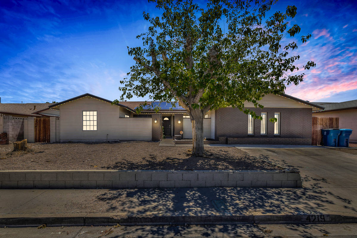 The exterior of 4219 Sheppard Drive. (The Crighton-Rinaldi Team)