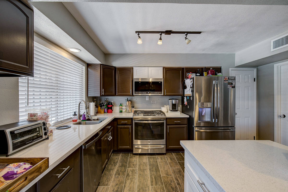 The kitchen of 4219 Sheppard Drive. (The Crighton-Rinaldi Team)