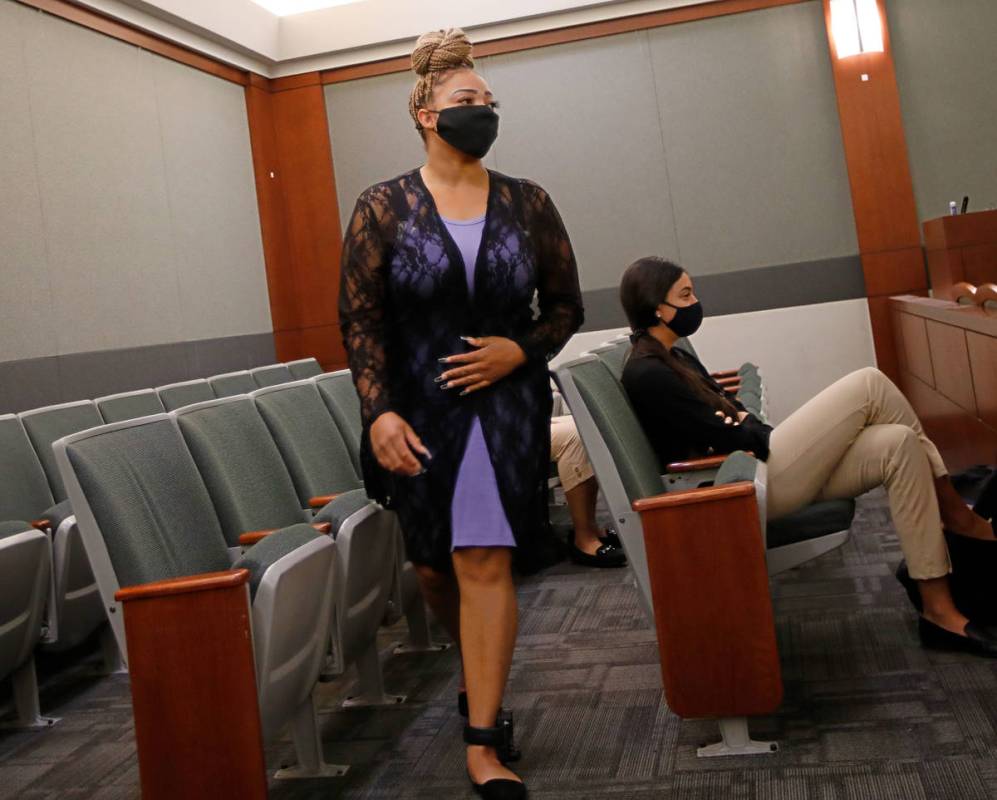 Cadesha Bishop walks to her bail hearing at the Regional Justice Center in Las Vegas, Friday, J ...