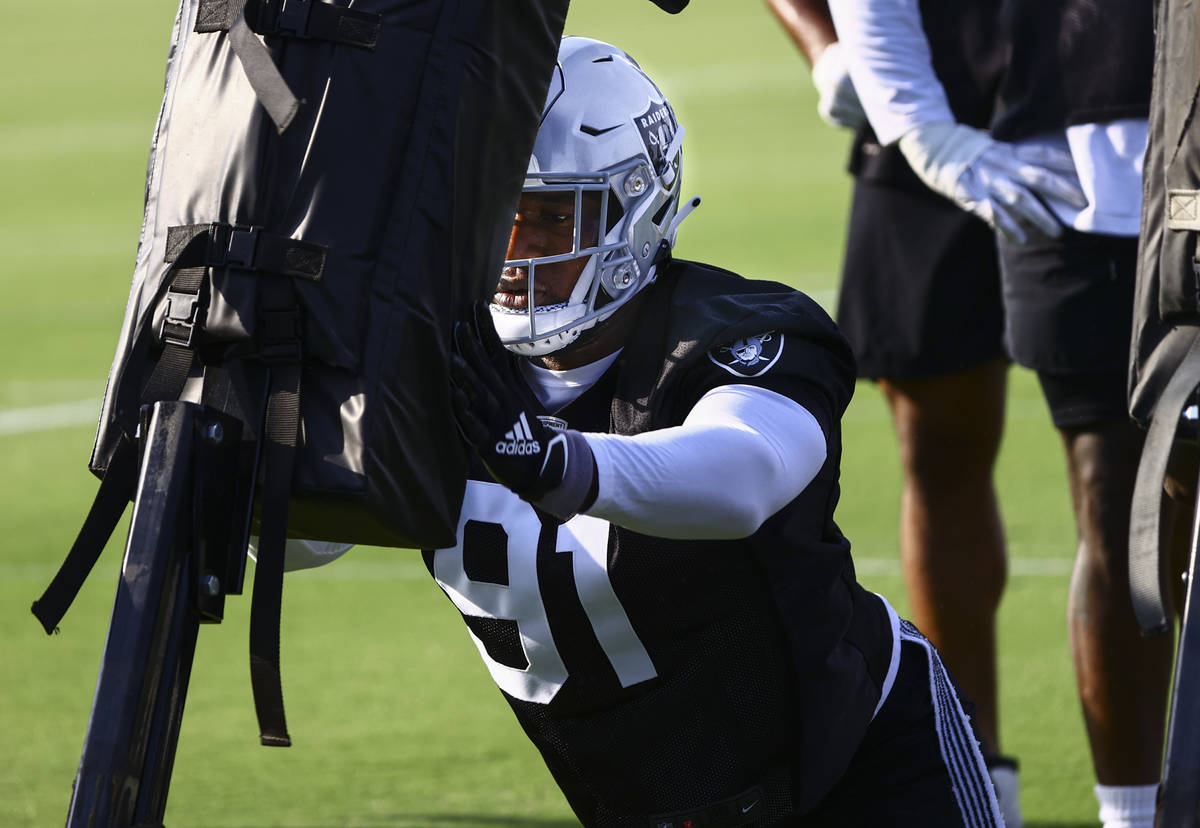 Raiders defensive end Yannick Ngakoue trains during an NFL football minicamp at Raiders headqua ...