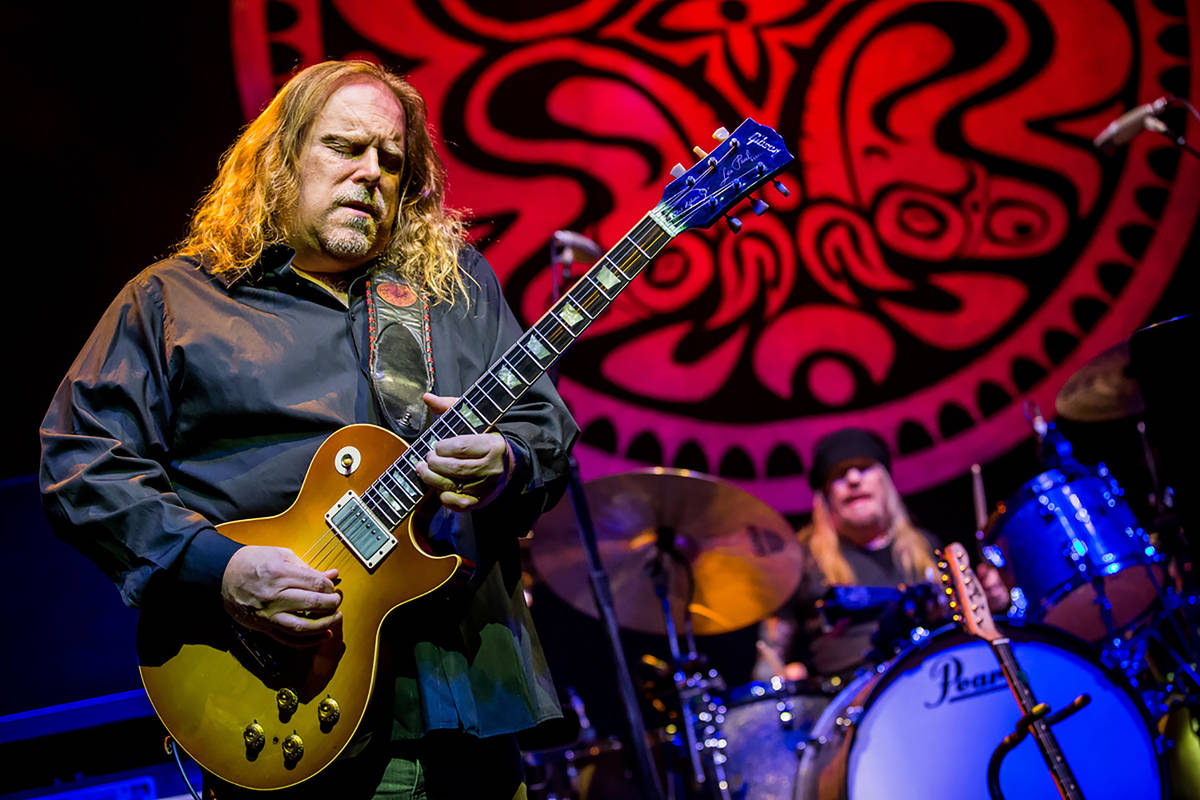 Warren Haynes as Gov't Mule with John Scofield in concert at Brooklyn Bowl at The Linq in Las V ...