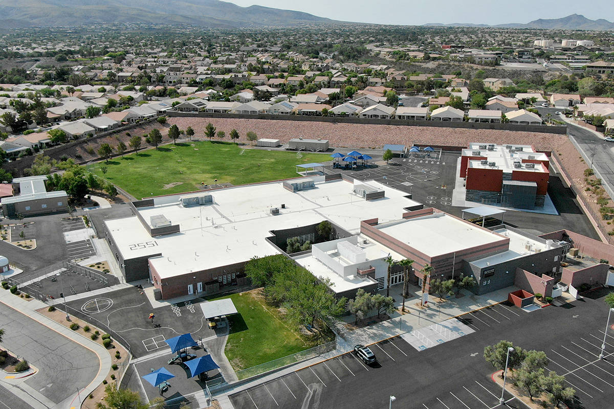 Lamping Elementary adjusts to remote learning after COVID outbreak