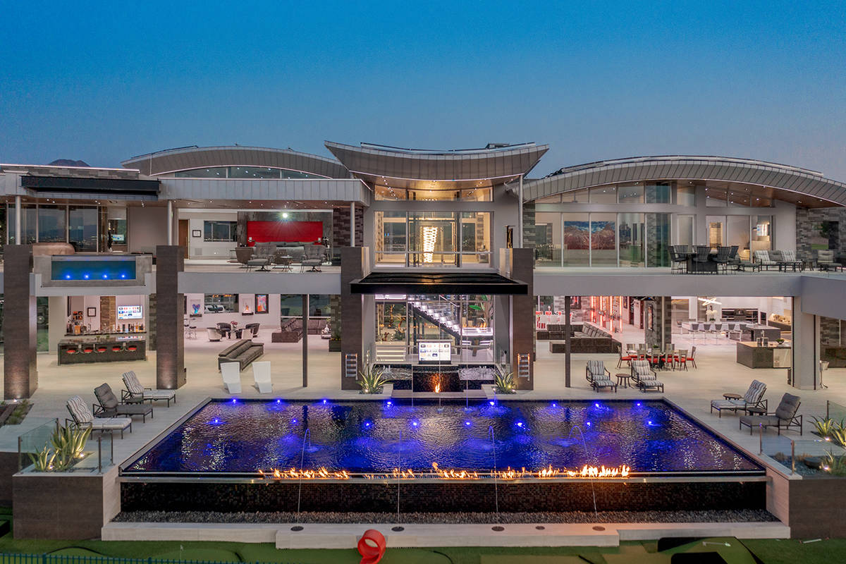 Businessman Mark Lindsey has placed his high-tech Seven Hills mansion on the market for $32.5 m ...