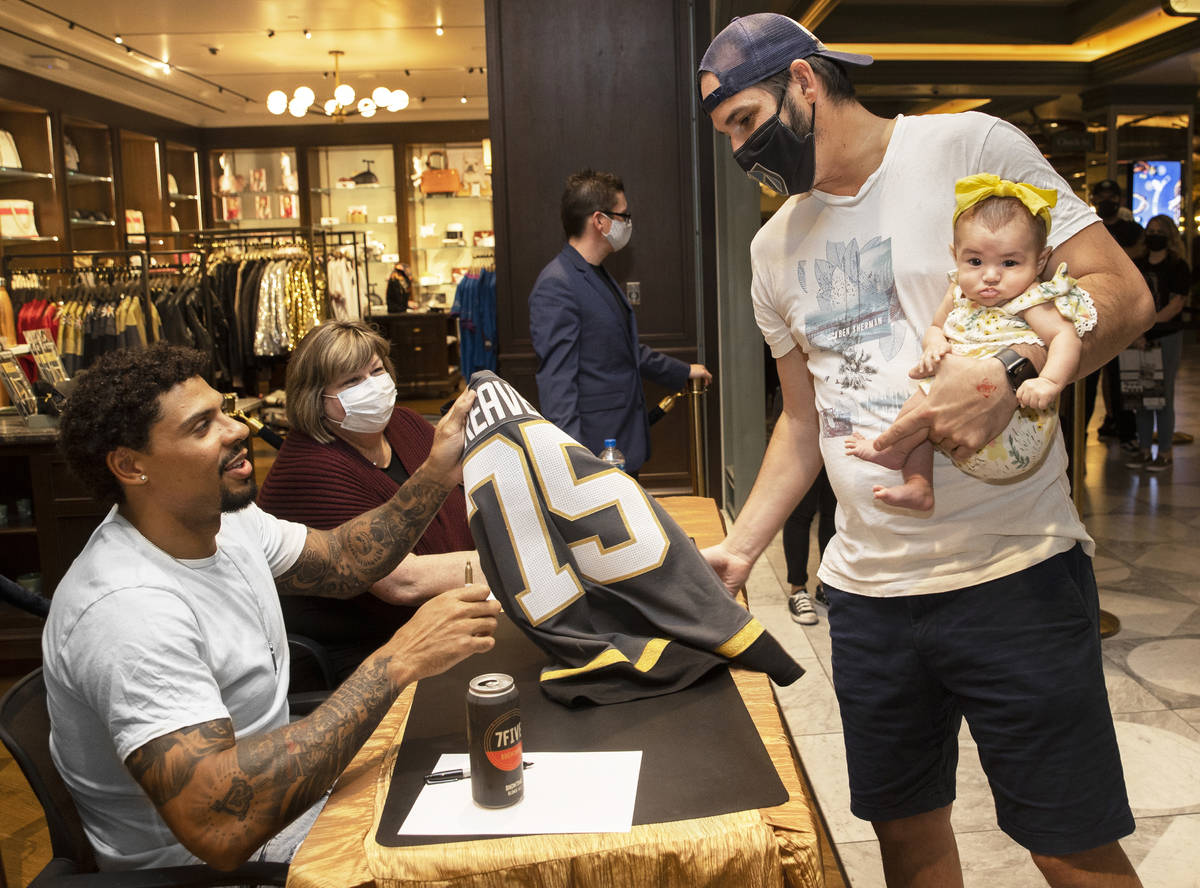 Photos: Tom Wilson and Ryan Reaves Have a Friendly Chat, and Other