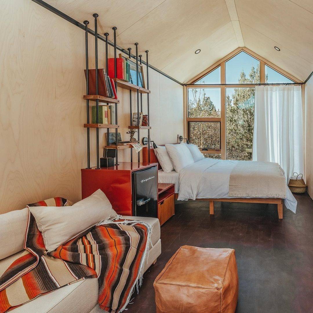 The interior of a cabin. (Sarah Meyer)