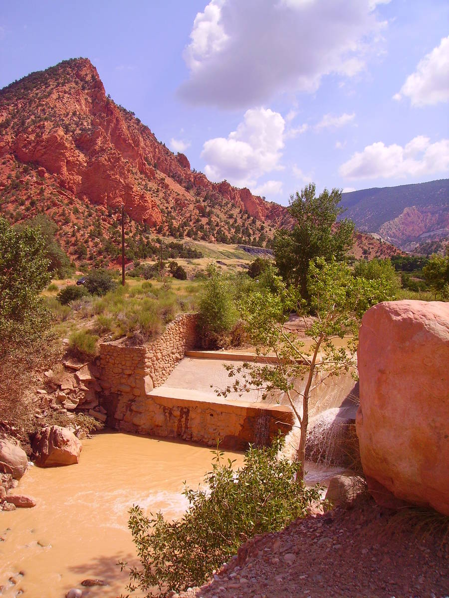 Just east of Cedar City, Highway 143 heads into a picturesque canyon along Coal Creek. (Deborah ...