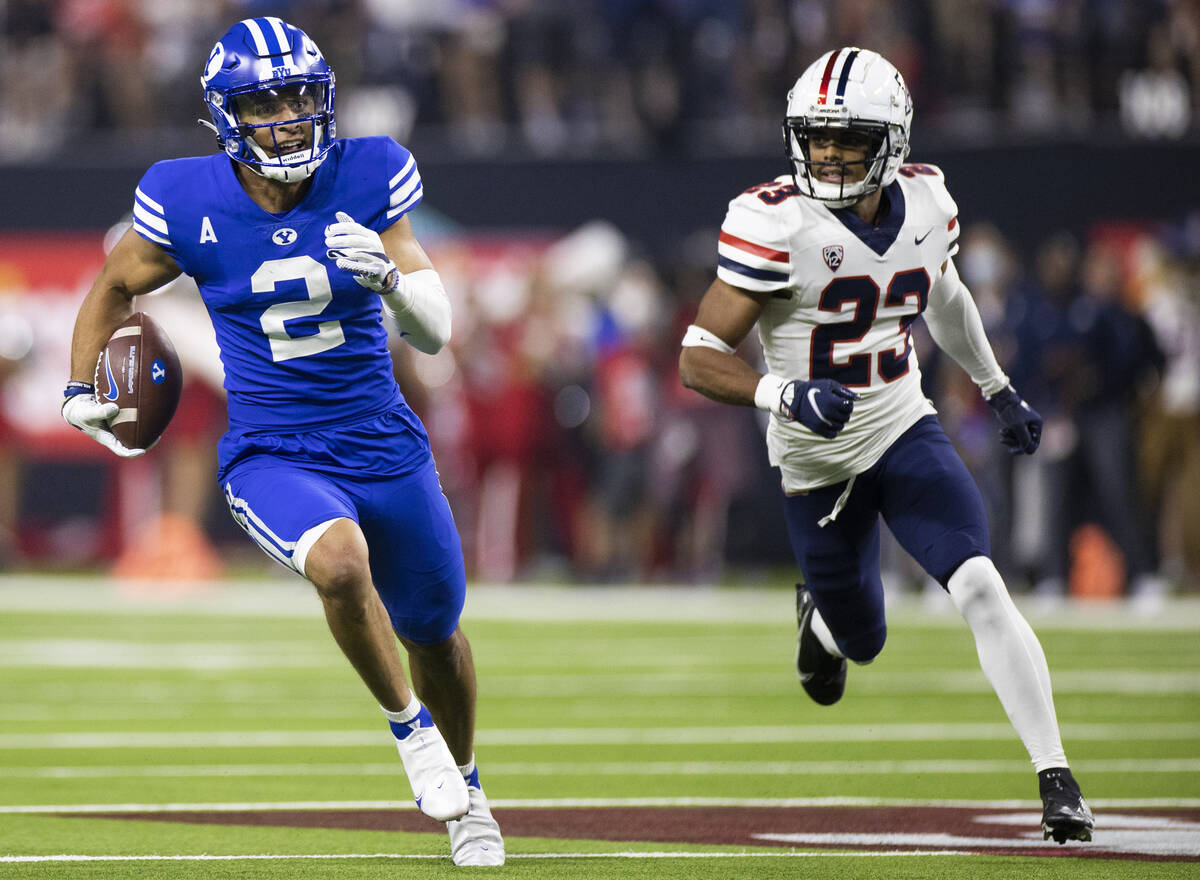 Brigham Young Cougars wide receiver Neil Pau'u (2) breaks free for a second quarter touchdown p ...