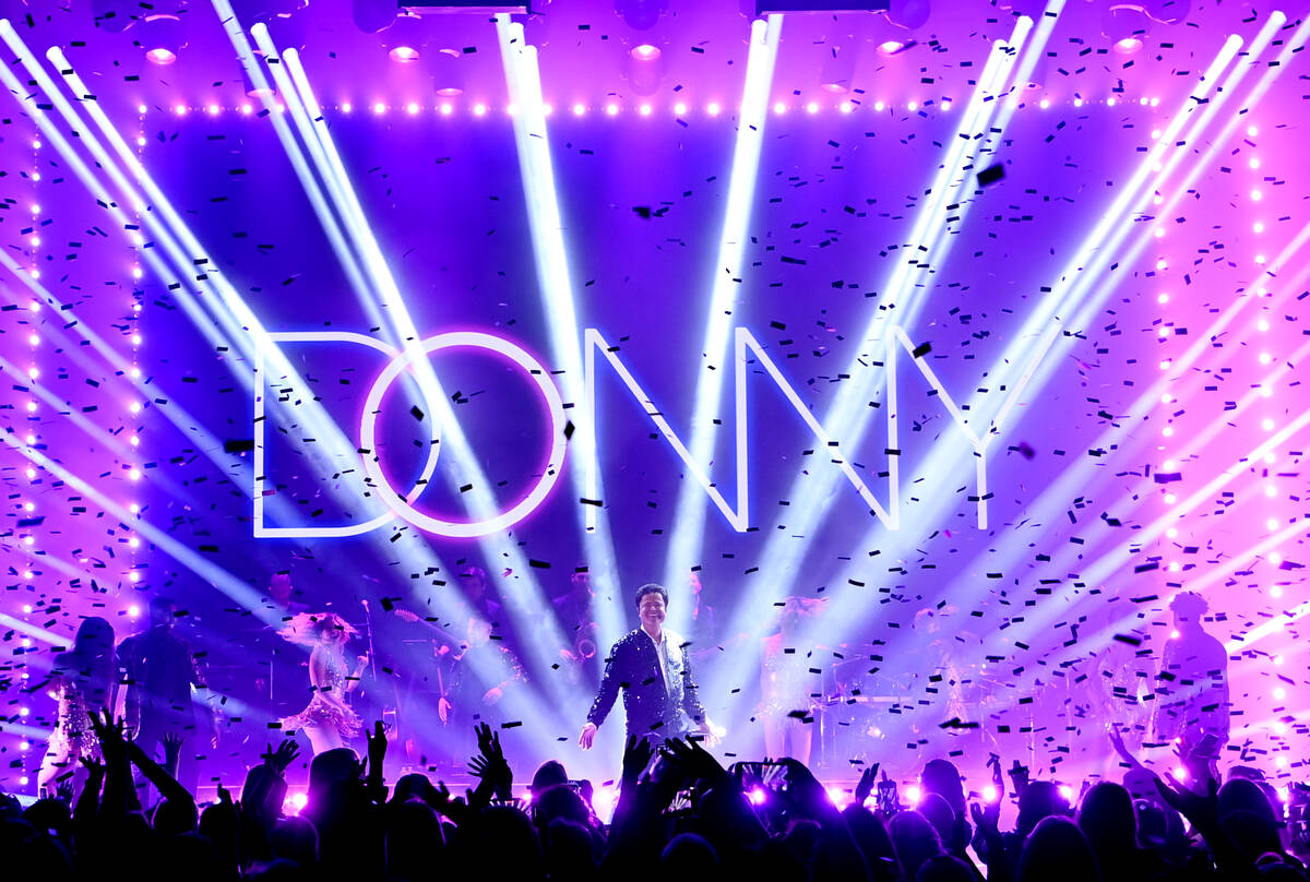 Donny Osmond's classic chops carry new show at Harrah's | Las Vegas Review-Journal Donny Osmond's classic chops carry new show at Harrah's | Las Vegas Review-Journal
