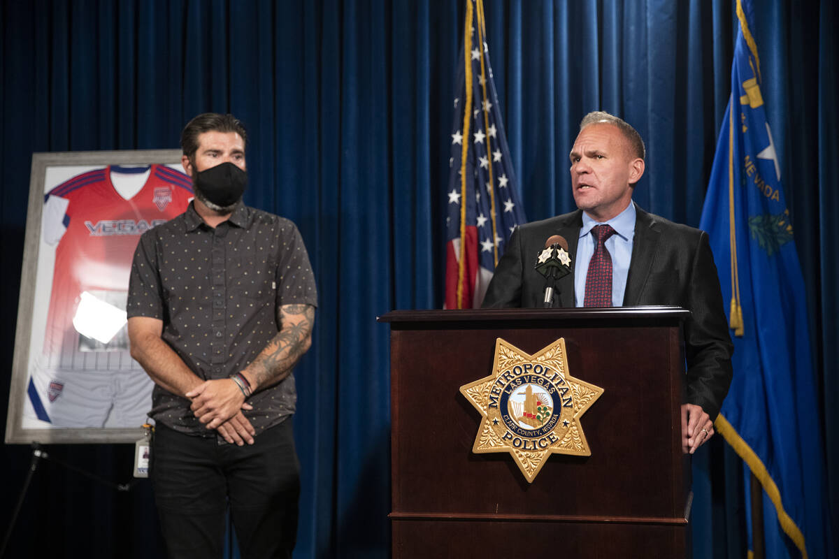 Capt. John Pelletier, right, and Lee Gugino give a press conference about 17-year-old Mia Gugin ...