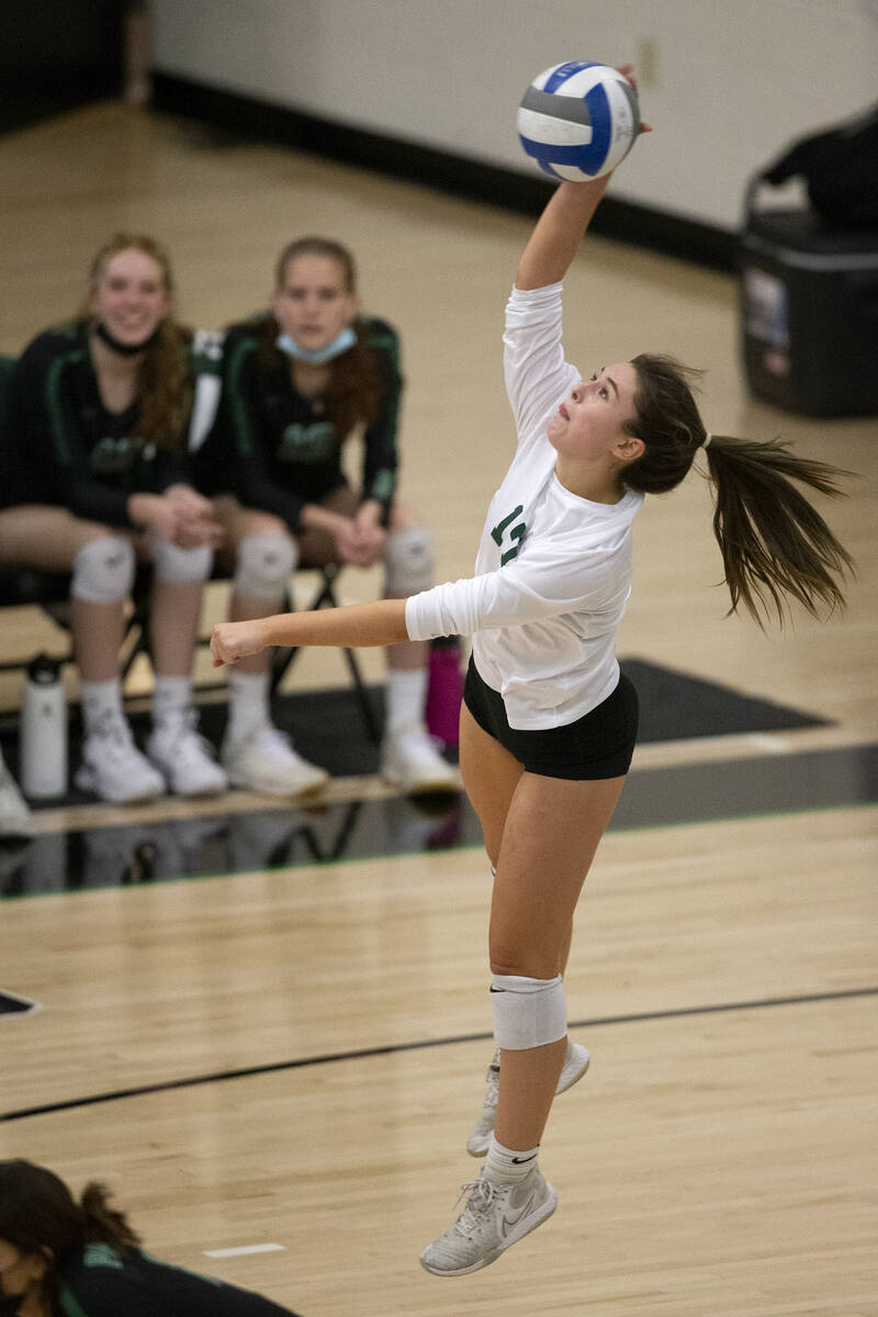 Palo Verde's Brooke Paige (17) serves to Shadow Ridge during their high school volleyball game ...