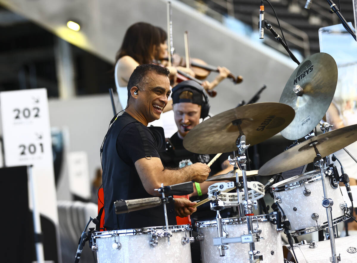 Triple-bypass can't sideline Raiders' drummer | Las Vegas Review-Journal