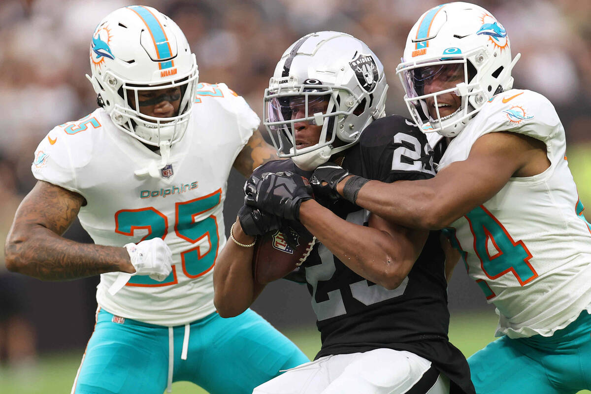 3 quick takeaways from Raiders-Dolphins game