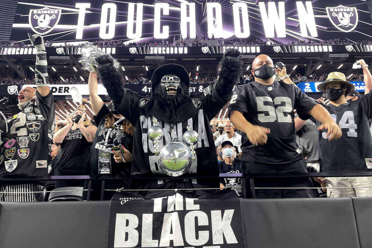 raiders blackout jersey