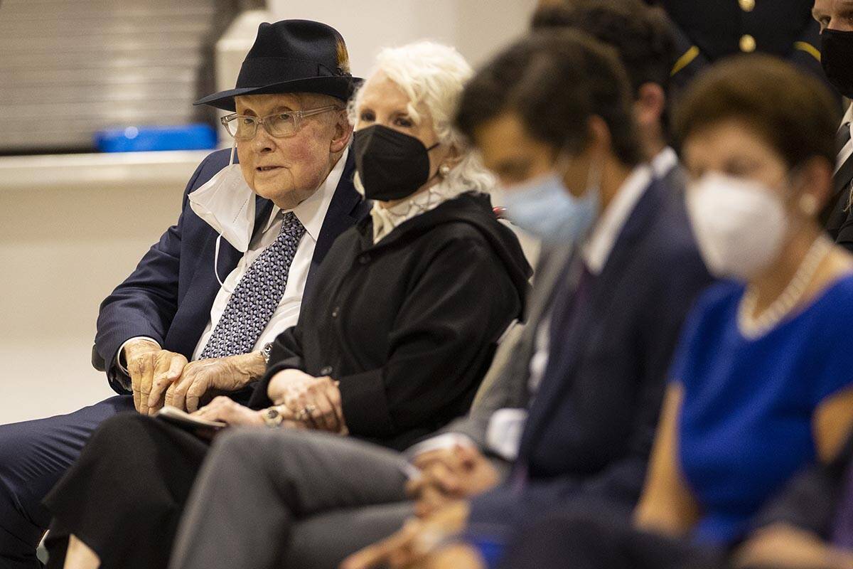 Former Nevada Senator Harry Reid, far left, attends a ceremony to honor the memory of Nevada Ar ...