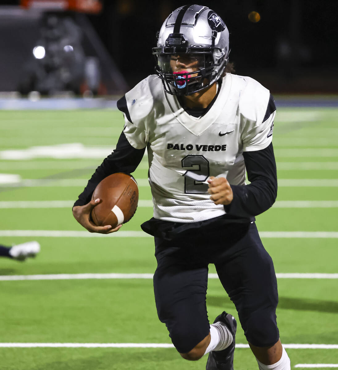 Palo Verde's Paisley Nickelson (2) runs the ball during the second half of a football game at C ...