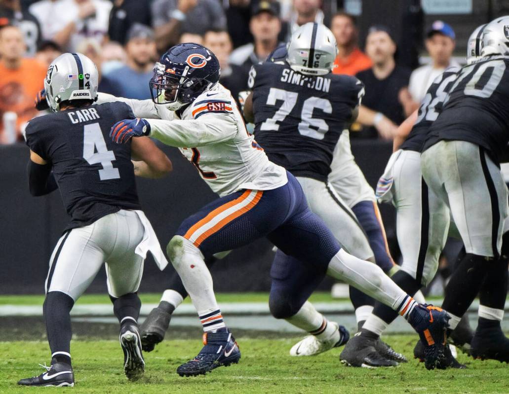 Davis: Raiders Offered Khalil Mack Record Contract In 2017, Mack Wanted To  Wait – Raiders Beat