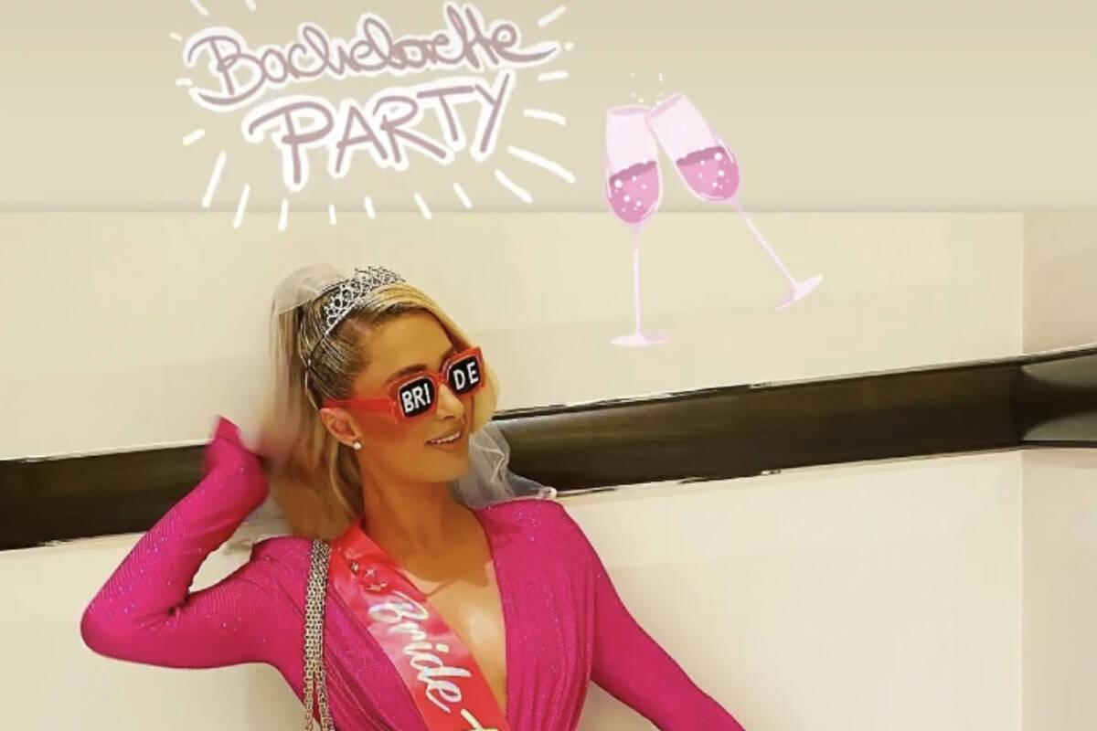 EXCLUSIVE!! Paris Hilton drives out of her gated community, the first  pictures of Hilton since