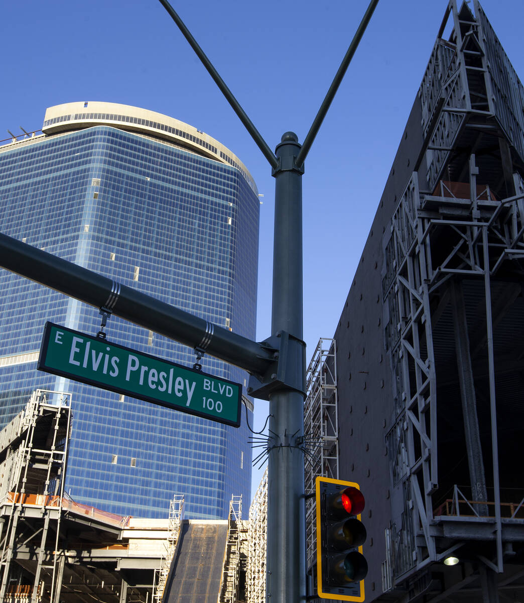 The unfinished former Fontainebleau building on Thursday, Oct. 14, 2021, on the north end of th ...