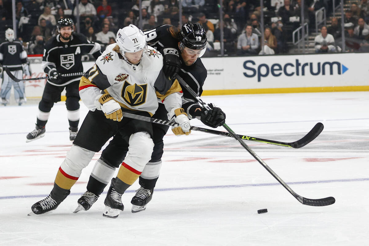 Vegas Golden Knights forward William Karlsson(71) and Los Angeles Kings forward Alex Iafallo (1 ...