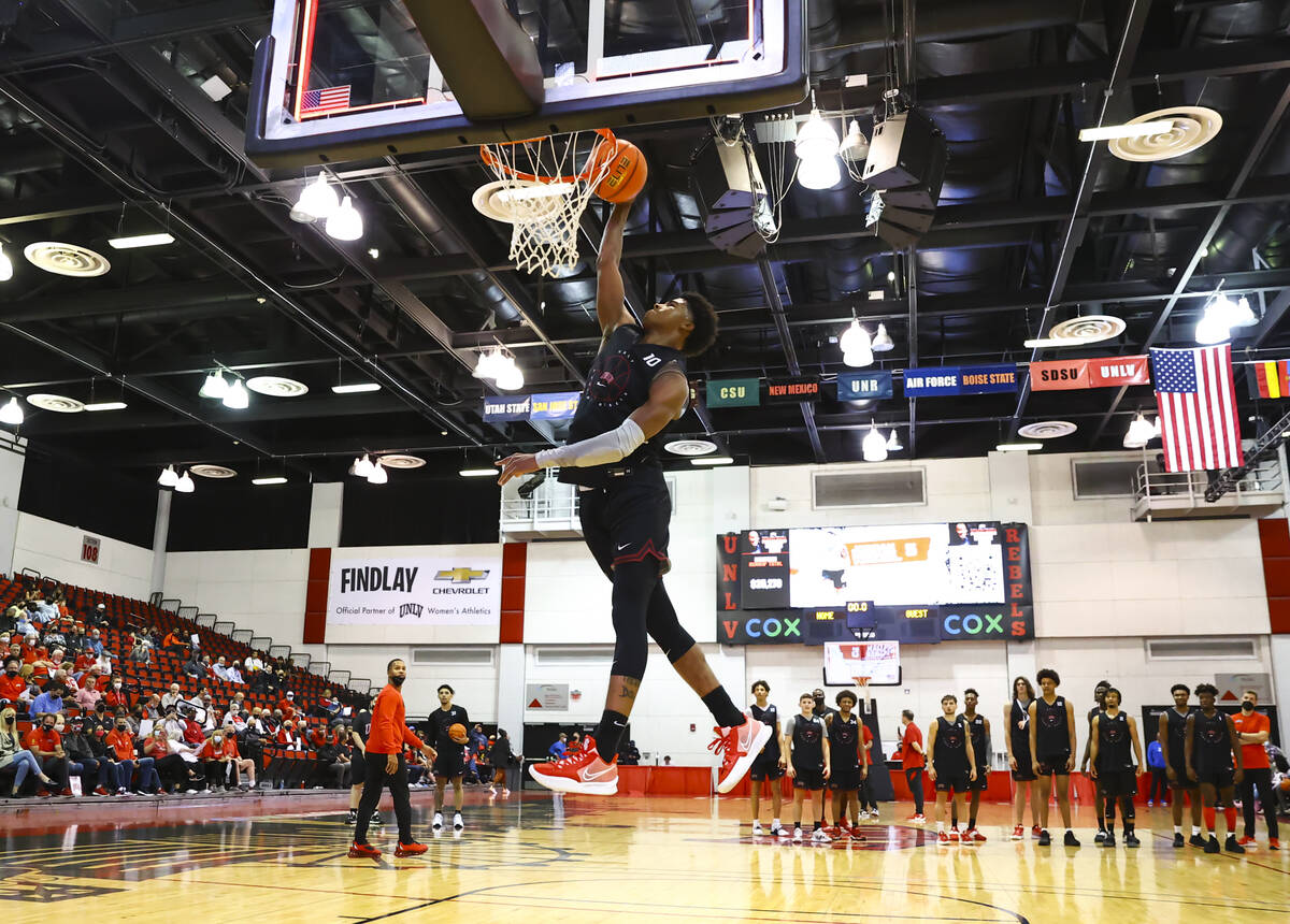 UNLVÕs Keshon Gilbert (10) lays up the ball during an open basketball practice and fundrai ...