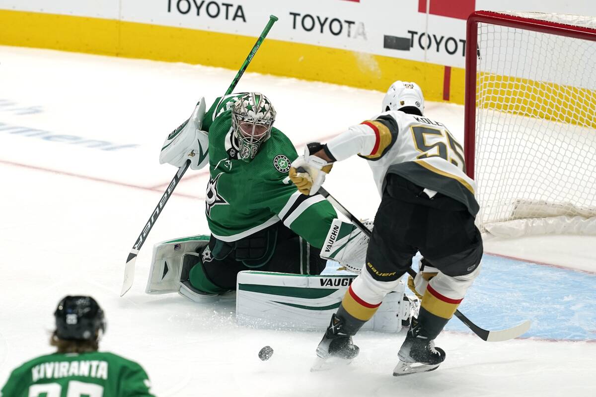 How an Insurance Salesman Wound Up Playing Goalie Against the Dallas Stars