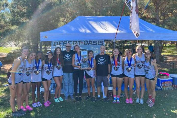 Desert Oasis celebrates after winning the Class 4A girls state cross country championship Frida ...