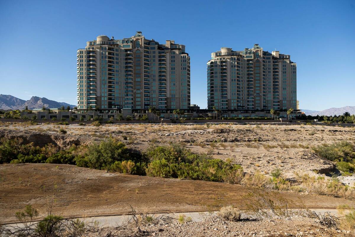 Developer asking $30M an acre for site on Strip