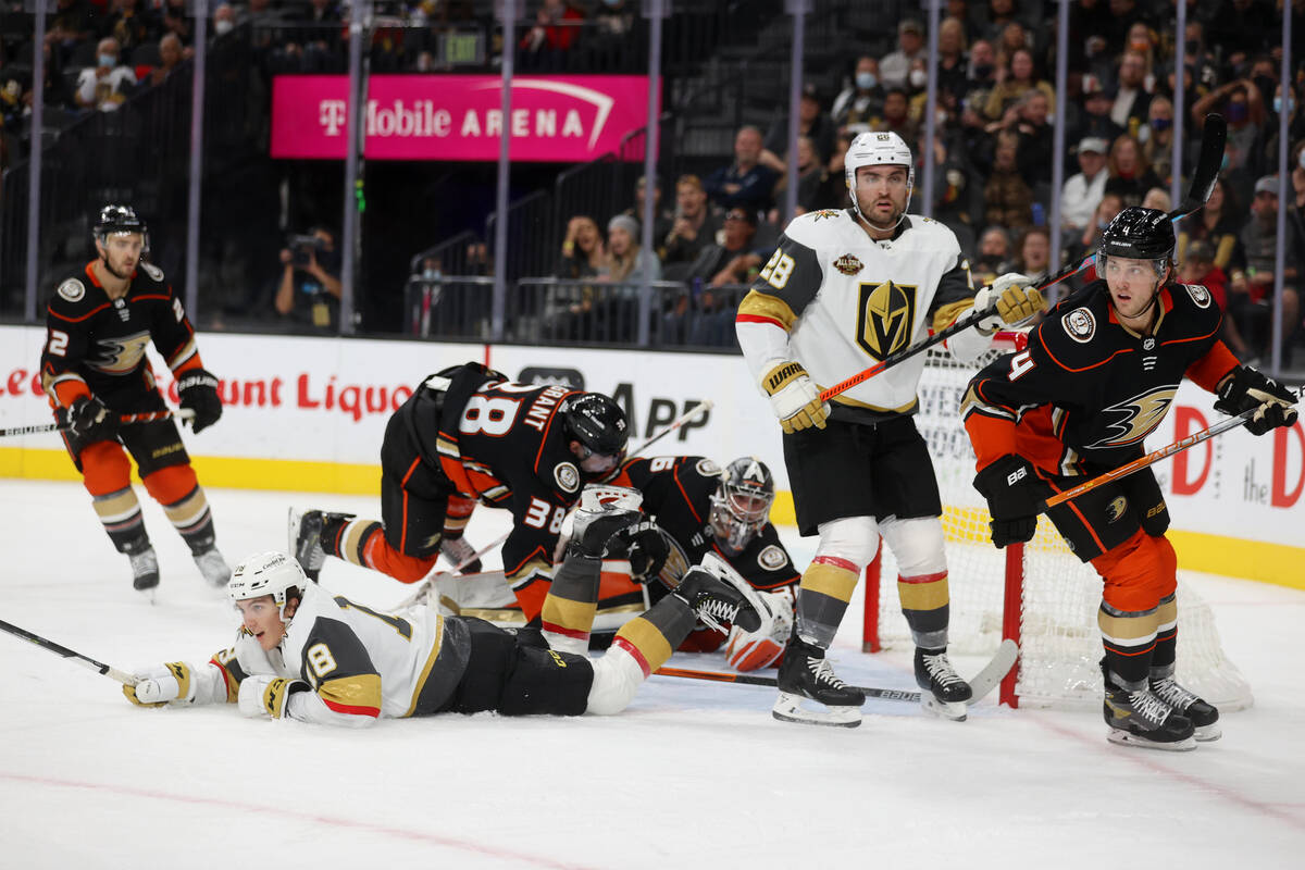 Golden Knights hold off Ducks in shootout for 3rd straight win