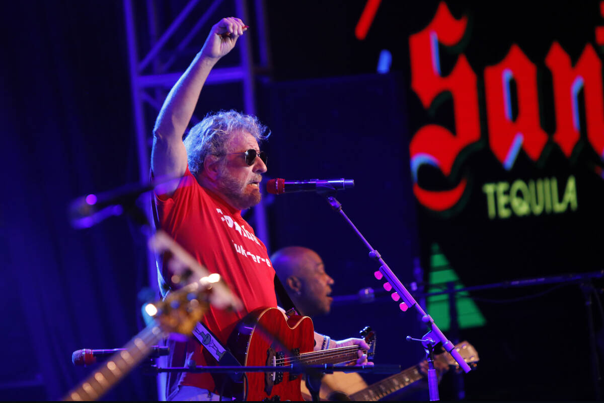 Sammy Hagar, left, and Vic Johnson, right, perform during Sammy Hagar & The Circle concert ...
