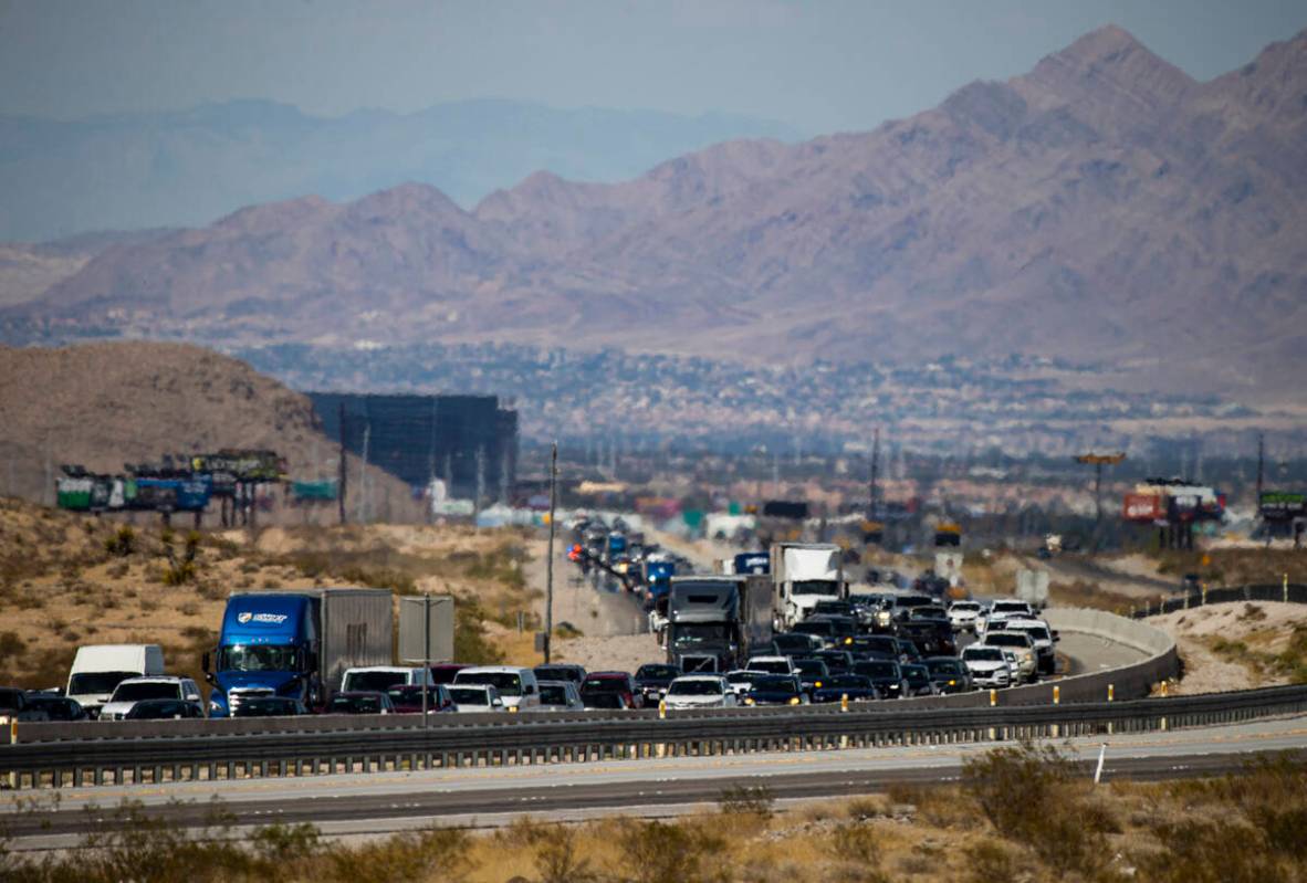 Las Vegas mayor tells California to widen I-15 from Nevada to Barstow