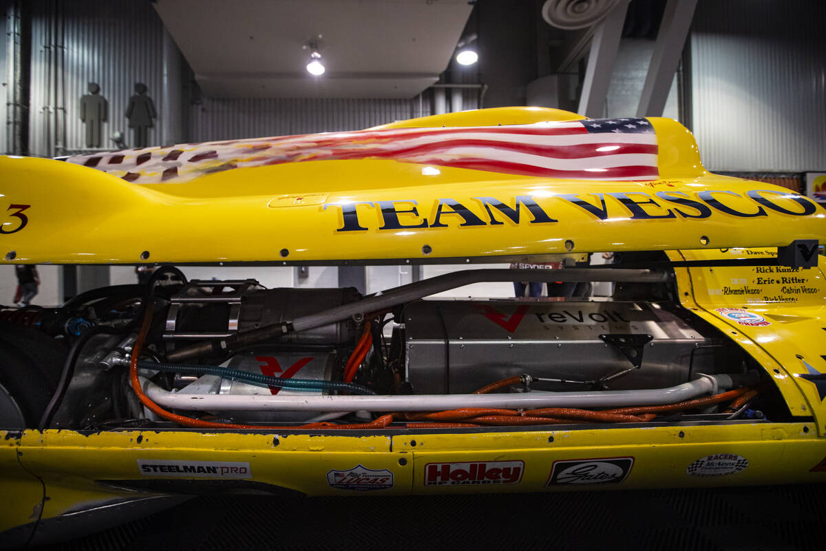 The Team Vesco 444 reVolt Systems Ҍittle GiantӠstreamliner, which reached a 353-mph ...