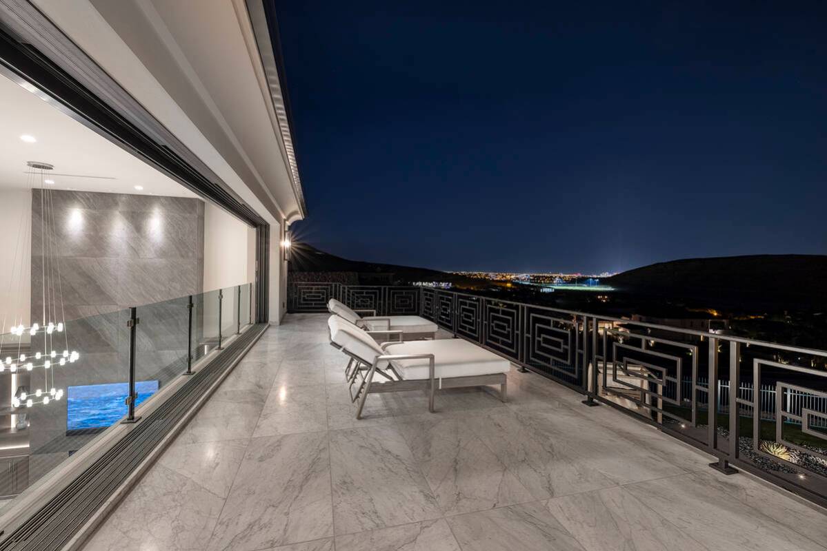 The upper level balcony. (Las Vegas Sotheby’s International Realty)