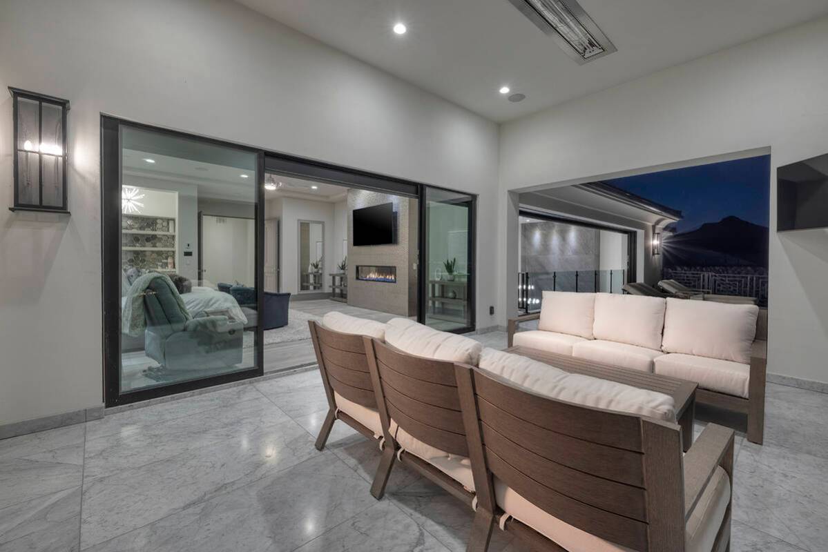 The master's suite has a private patio. (Las Vegas Sotheby’s International Realty)
