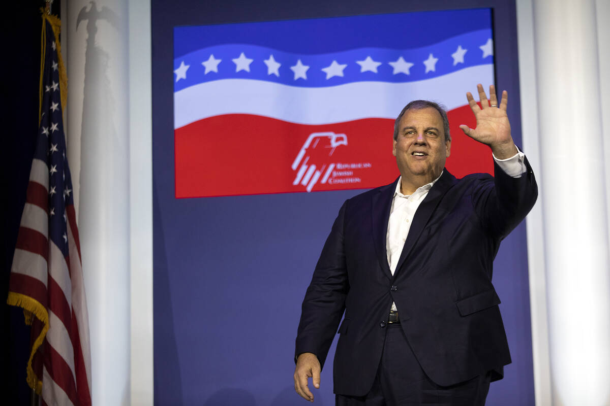 Former New Jersey Gov. Chris Christie waves to the crowd following his speech during the Republ ...