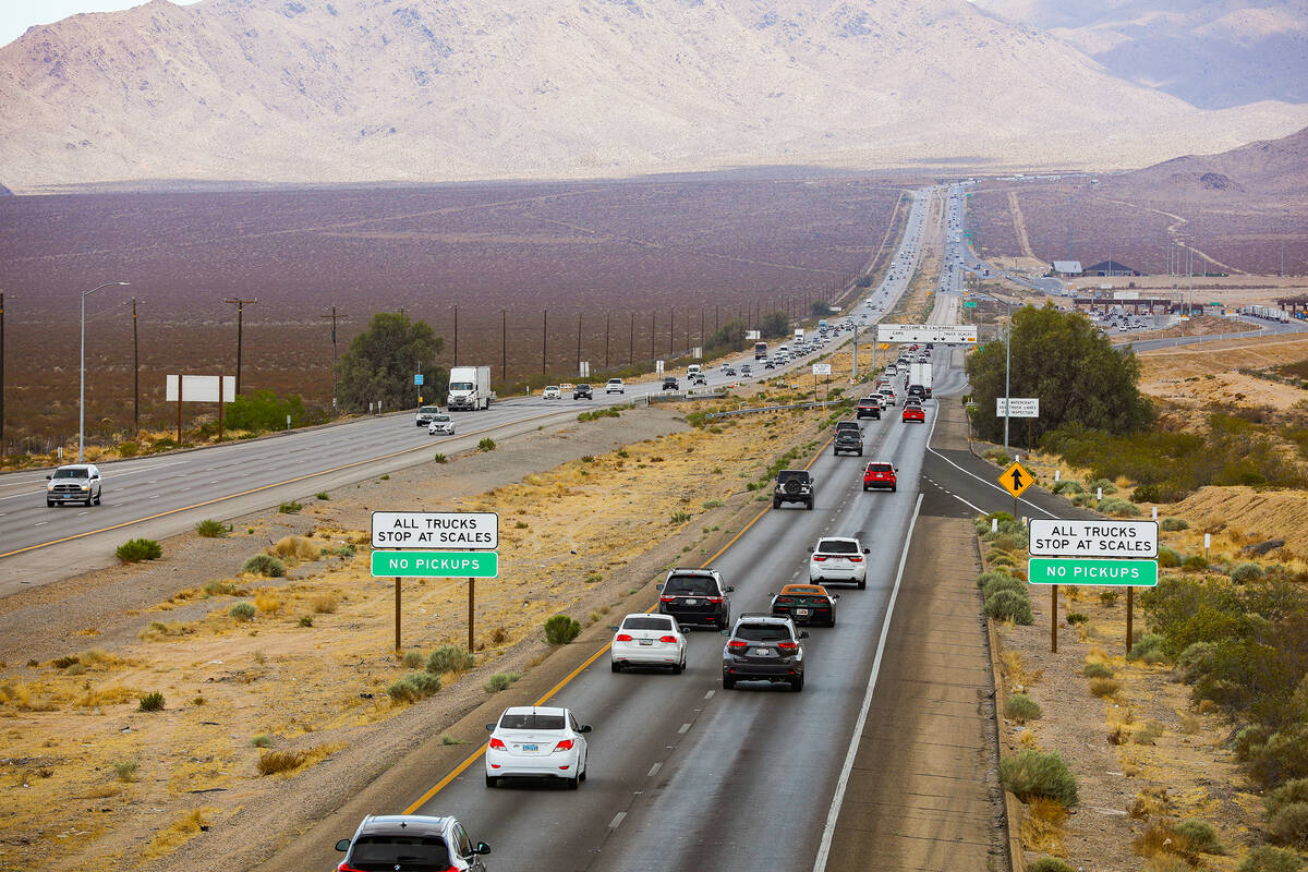 Traffic heading southbound on I-15, Sunday, May 16, 2021 outside Primm, Nev. (Rachel Aston/Las ...