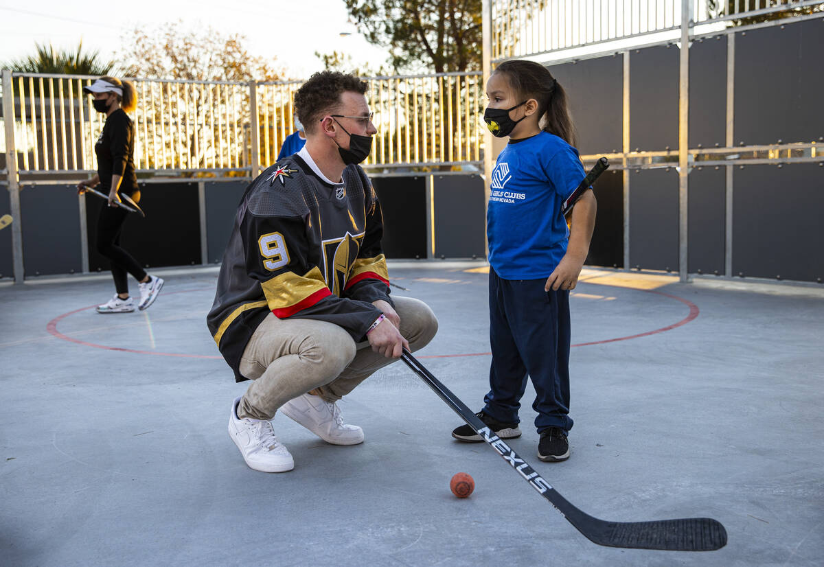 Golden Knights' Jack Eichel gets out into Las Vegas community